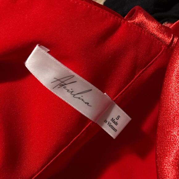 Adeirlina Red Formal Dress - Picture 6 of 6